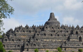 10 Candi Indonesia dengan Kisah Misterius yang Harus Anda Kunjungi untuk Petualangan Tak Terlupakan