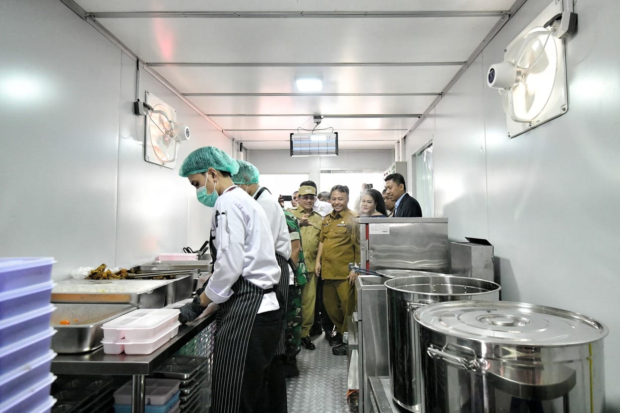 Dapur Satelit di Sumedang Mampu Sediakan 600 Porsi Per Hari