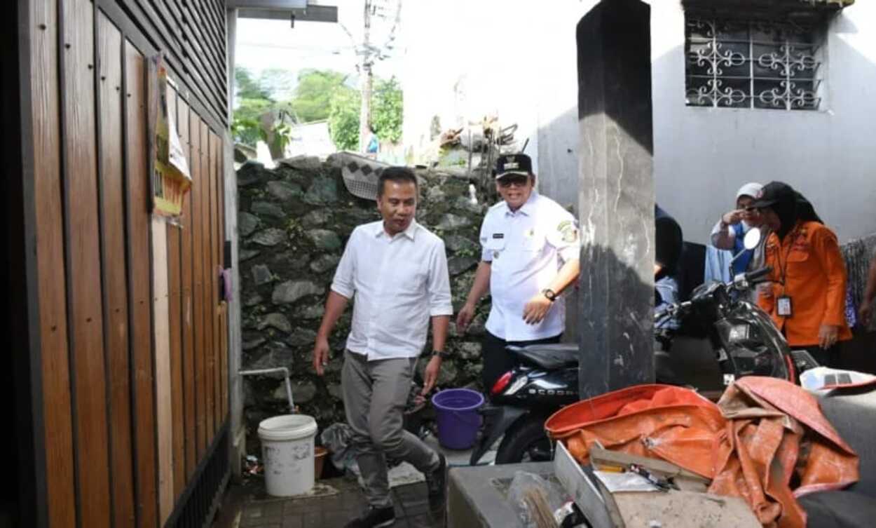 PJ Gubernur Jabar Respon Cepat Tinjau Lokasi Warga Kota Sukabumi Terdampak Banjir