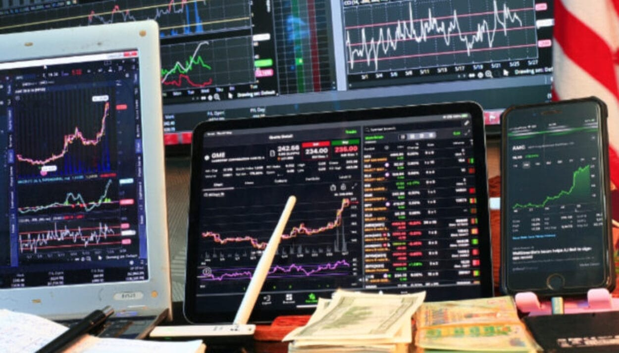 Panduan Lengkap Memilih Chart Gratis Terbaik untuk Analisa Saham