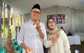 Usai Nyoblos di TPS 18, Calon Wali Kota Sukabumi Ayep Zaki Targetkan Kemenangan 50 Persen Suara