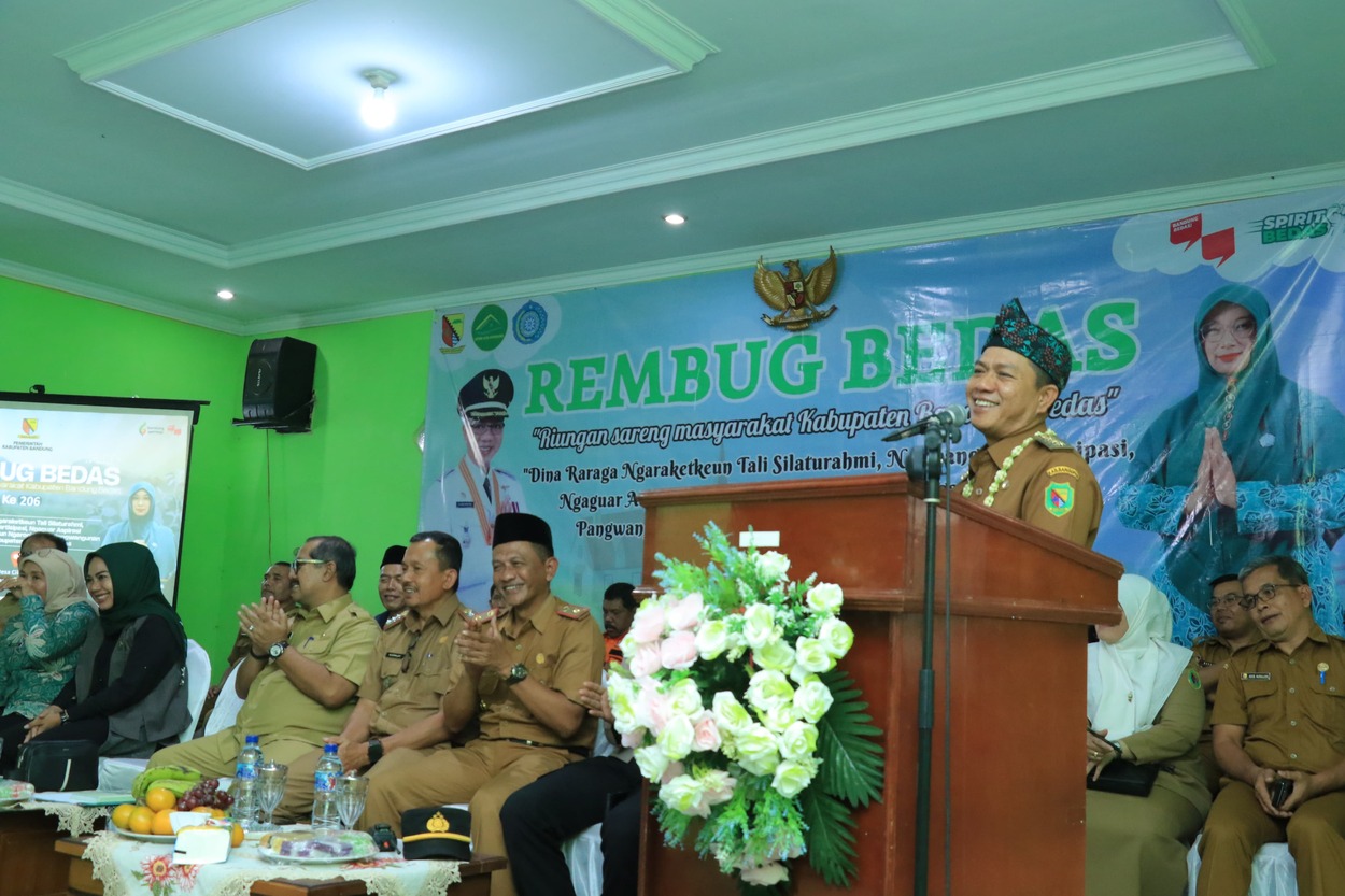 Bupati Bandung Rembug Bedas di Kecamatan Cikancung