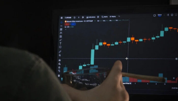 Three Line Strike: Pola Reversal Bullish yang Jarang Diketahui