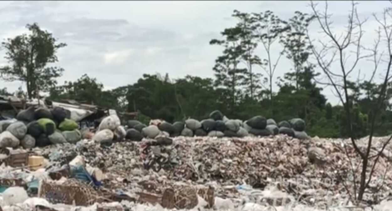 KLH Tutup TPAS Ilegal, Aktivis: Julukan Kota Hujan Akan Berubah Jadi Kota Sampah