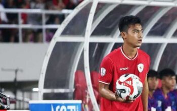 Lemparan Pratama Arhan Melawan Laos Mematikan