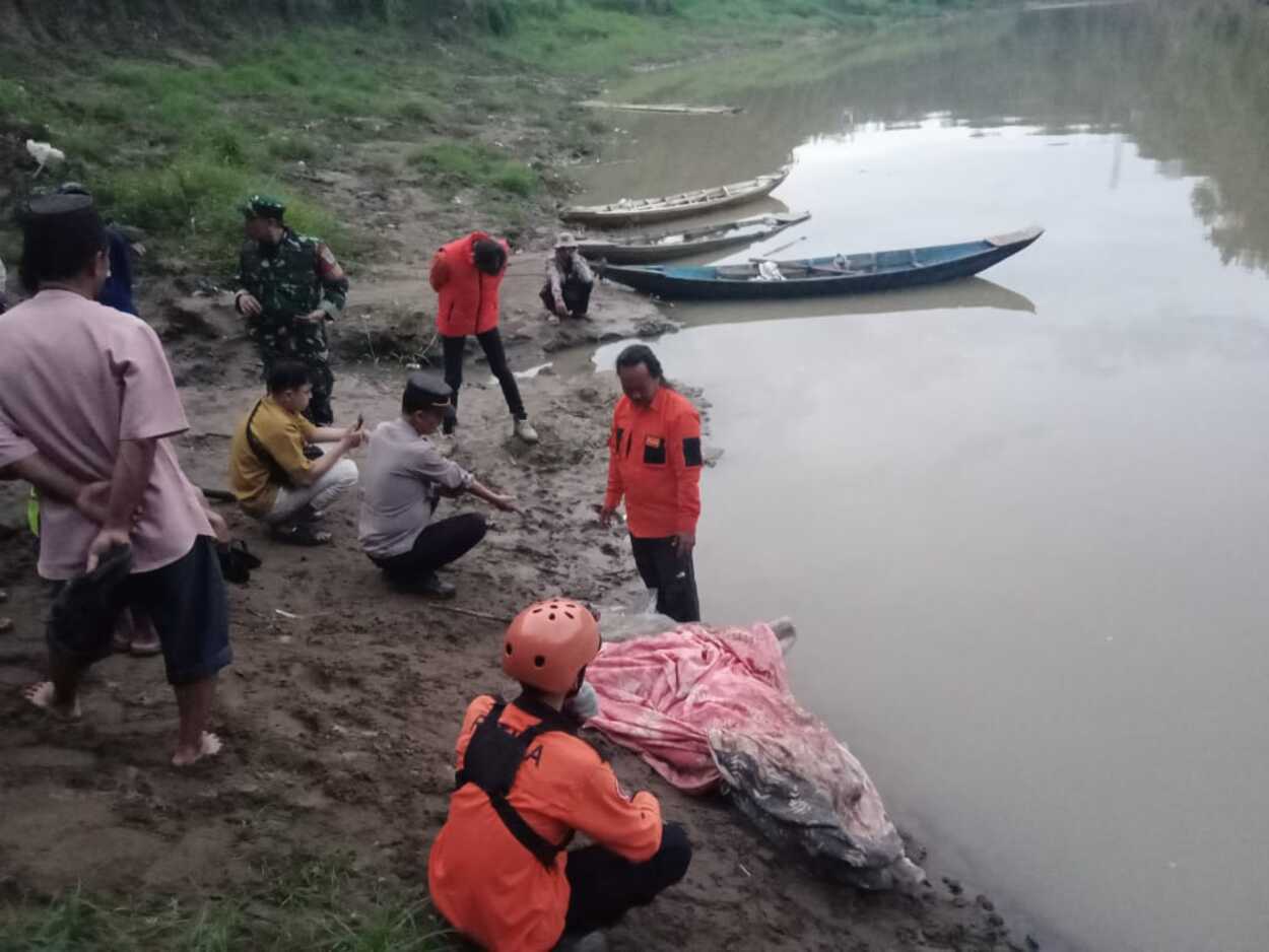 Mayat di Muara Sungai Cisokan Gegerkan Warga Cianjur