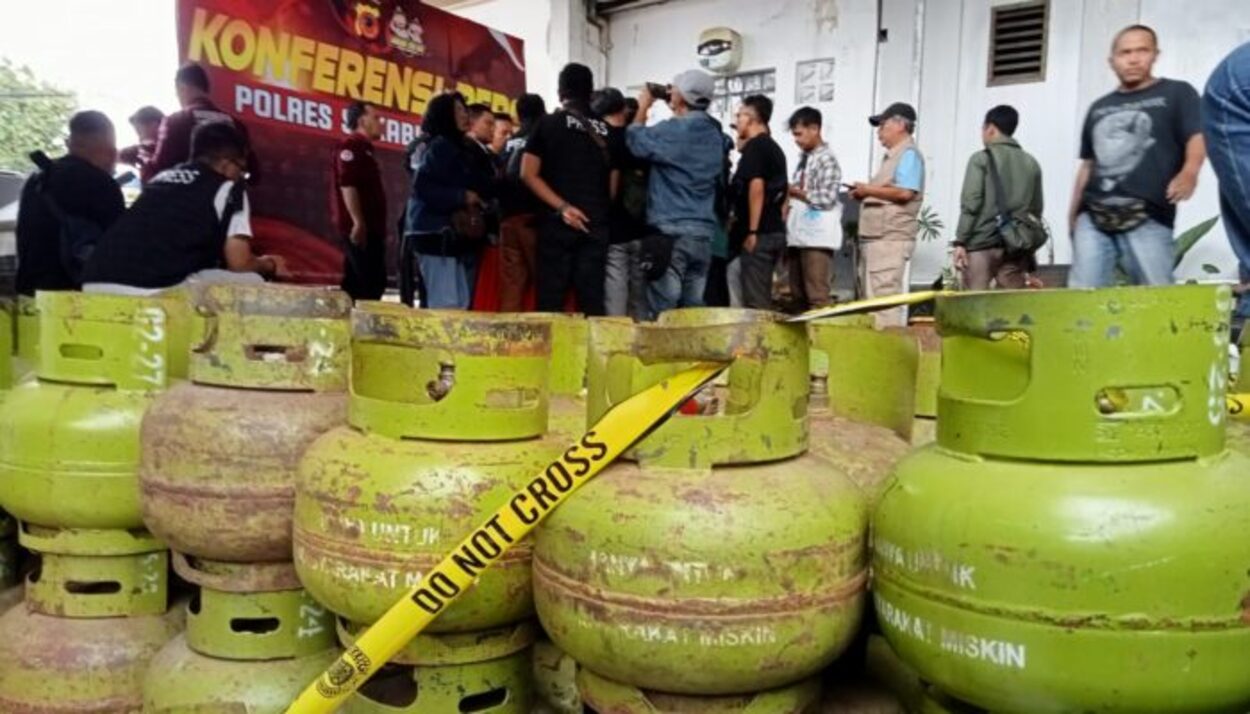 Polres Sukabumi Kota Ungkap & Panjang Ratusan BB Gas Elpiji Oplosan, Pelaku Raup Keuntungan Rp11 Juta Per Hari