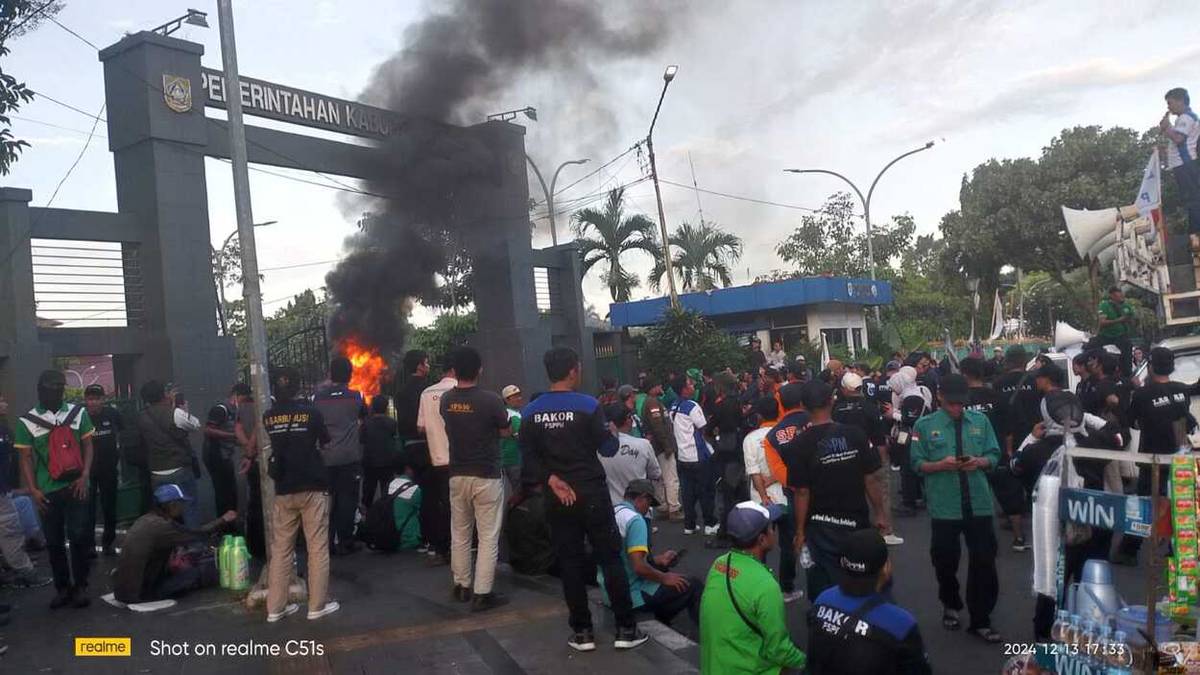 Serikat Buruh di Kabupaten Bogor Berorasi, Ini Tuntutannya