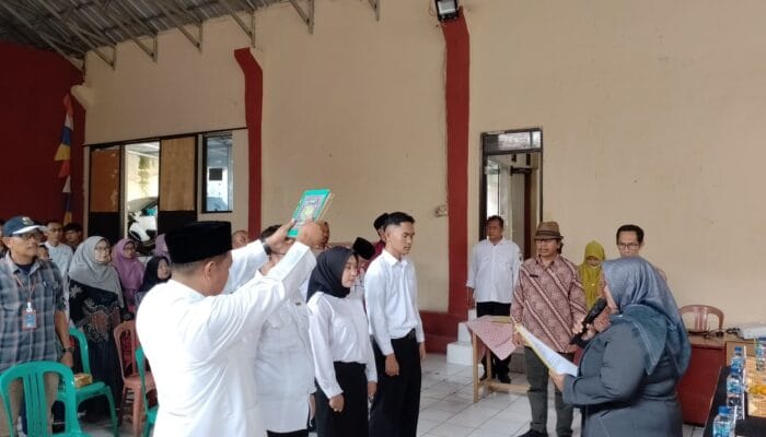 3 Perangkat Desa Neglasari Cianjur Dilantik