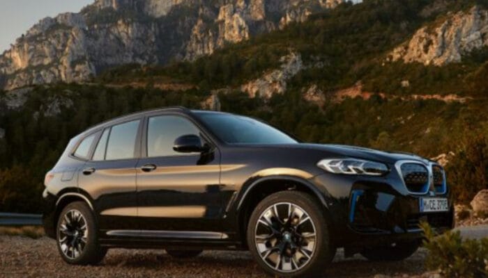 BMW iX3: SUV Listrik dengan Jangkauan Lebih Jauh