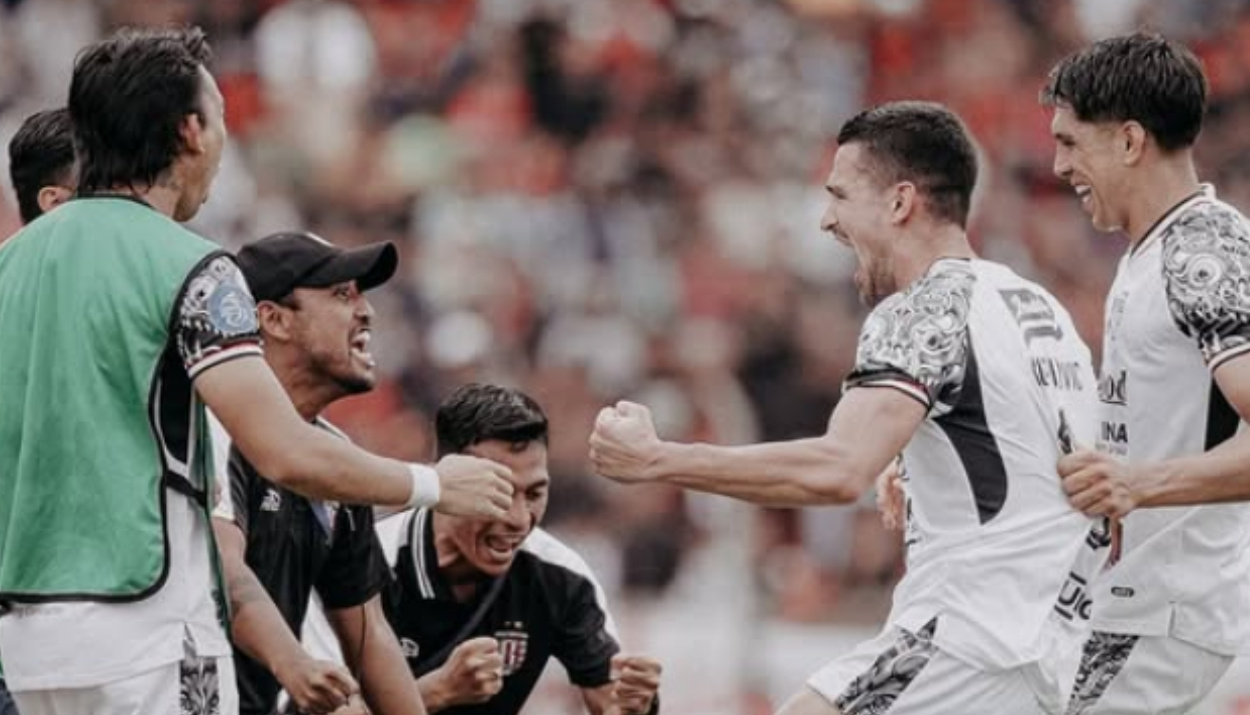 Bali United vs Semen Padang 5-1: Dominasi Penuh di Stadion Haji Agus Salim/(instagram/@baliunitedfc)