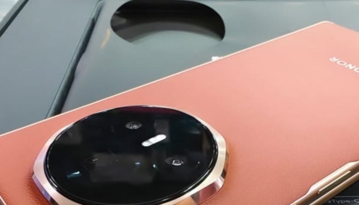 Honor Magic V3 dan GT: Smartphone Flagship yang Siap Ramaikan Pasar Indonesia pada 2025/(instagram/@trinity_ec)