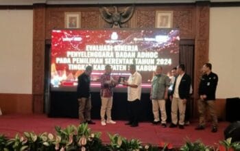 KPU Kab. Sukabumi Menggelar Evaluasi Kinerja Penyelenggara Badan Adhoc Pilkada Serentak 2024