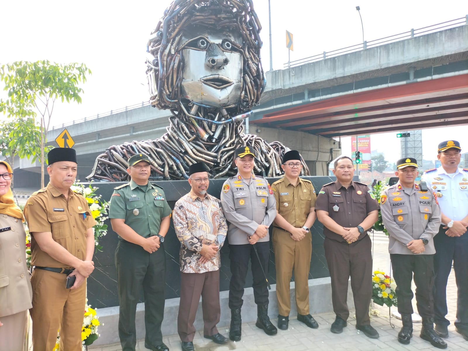 Kapolres Cimahi Resmikan Monumen dari Knalpot Brong di Padalarang KBB
