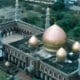 Masjid Kubah Emas Depok: Wisata Religi Ikonik dengan Keindahan yang Memukau/(instagram/@hawari.travel)