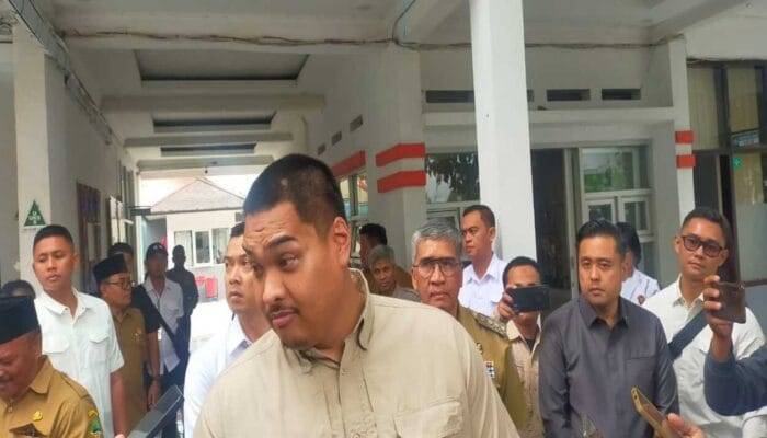 Menpora Pantau Makan Bergizi Gratis di Kota Cimahi