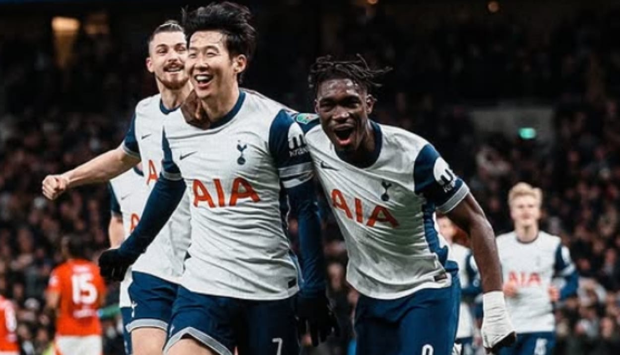 Prediksi Tottenham Hotspur vs Newcastle United di Liga inggris 2024/2025: Head To Head, Susunan Pemain, dan Skor Akhir