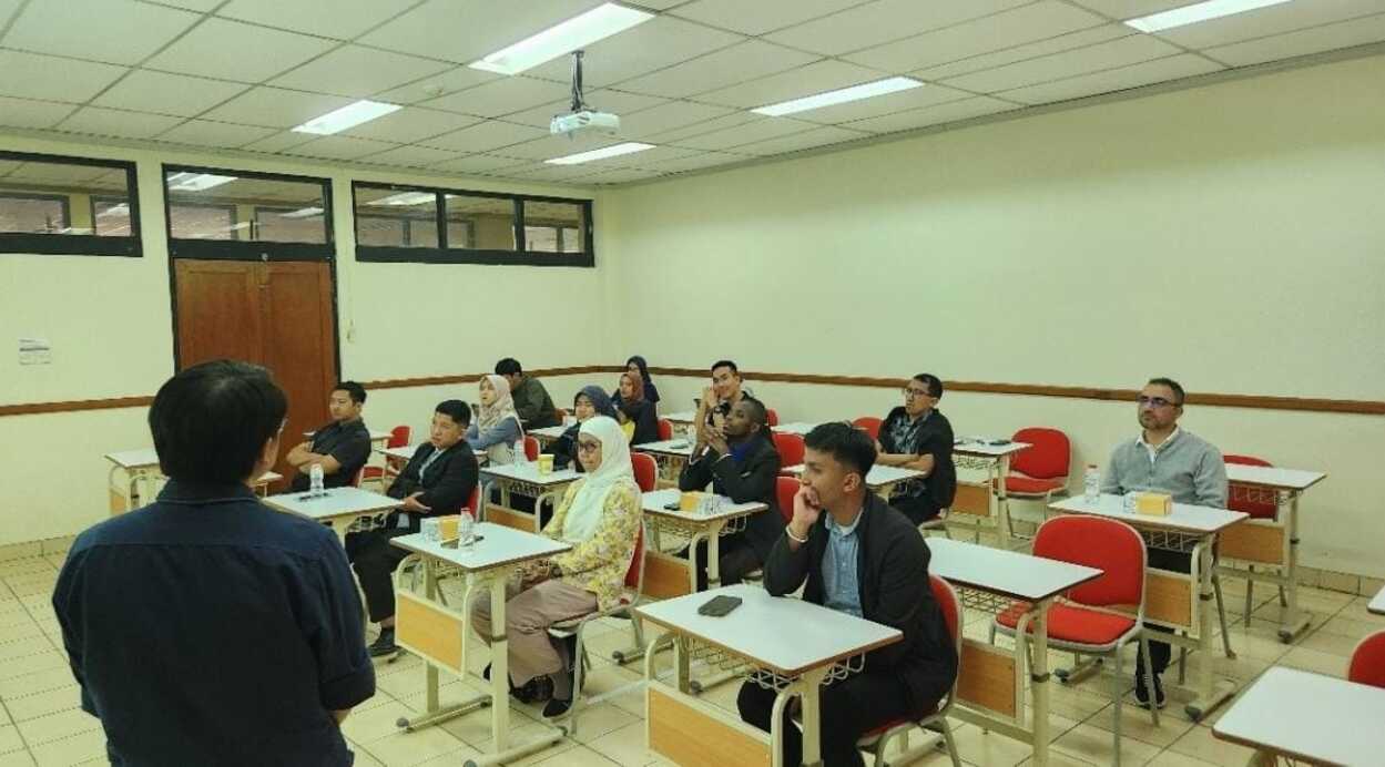 Tel-U-UIII Dorong Mahasiswa Mandiri Secara Digital