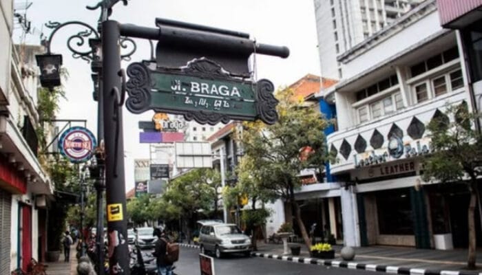 Jalan Braga: Eksplorasi Sejarah, Kuliner, dan Pesona Arsitektur Eropa di Bandung