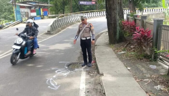 Jatuh Saat Nyalip, Pesepeda Motor Tewas Terlindas Tronton di Cikembar Sukabumi