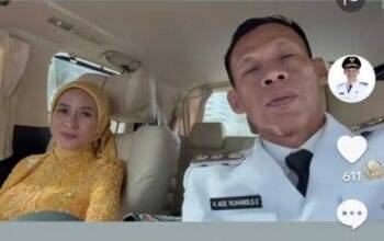 Kemesraan Wakil Bupati Bogor Bersama Istri Menuju Istana Kepresidenan