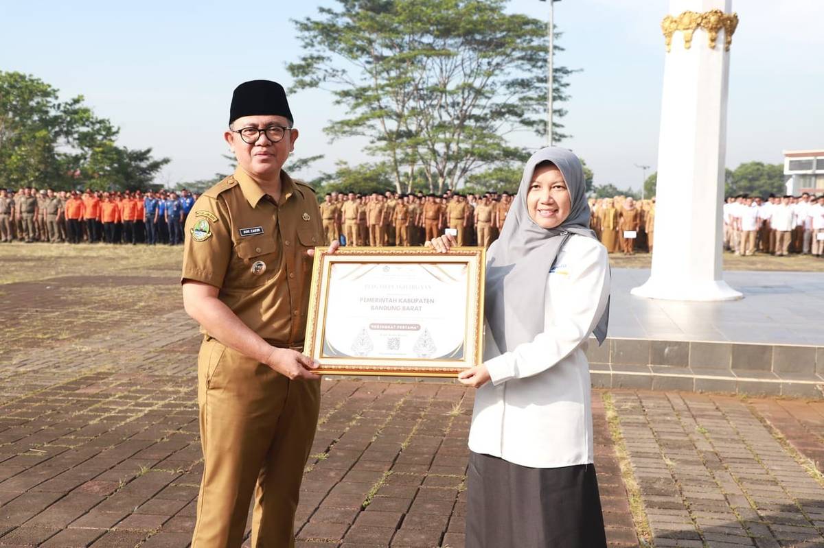 Pemerintah Bandung Barat Raih Penghargaan LKPD Terbaik