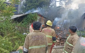 Rumah Semi Permanen Warga Cijangkar Kota Sukabumi Ludes Terbakar, Kerugian Capai Rp110 Juta