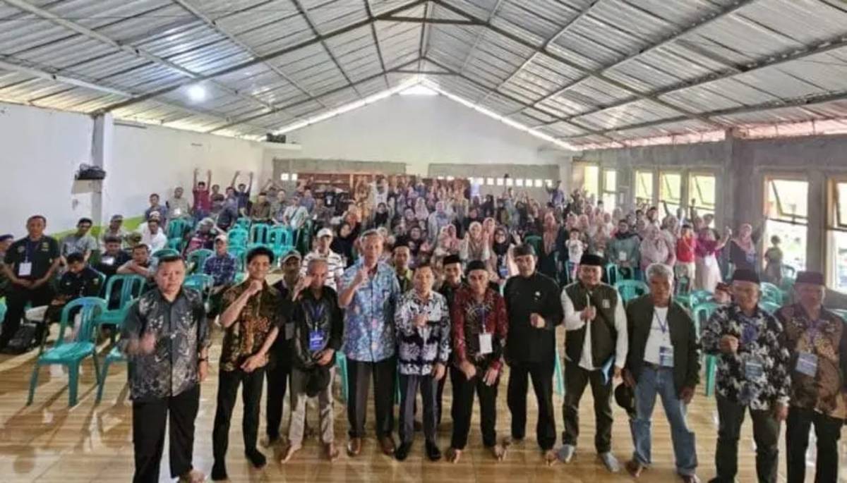 Tingkatkan Asupan Gizi, DPR RI - BGN Sosialisasi Program MBG di Nyalindung Sukabumi