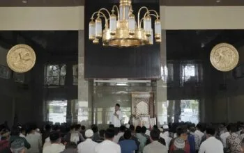 Bupati Bandung Jumat Keliling di Masjid Al Ihsan