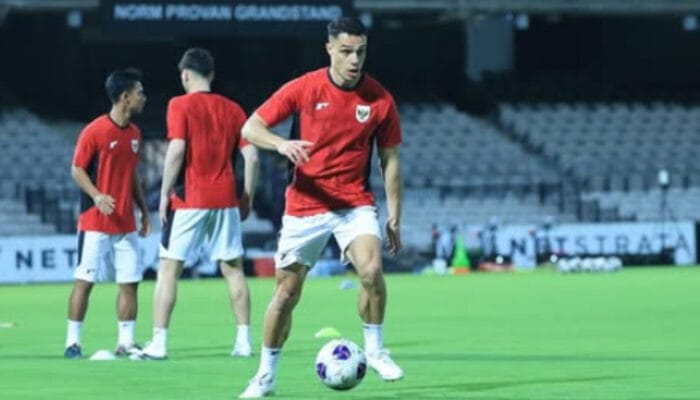 Joey Pelupessy Tak Dapat Kesempatan Bermain! Debut Buruk Patrick Kluivert?