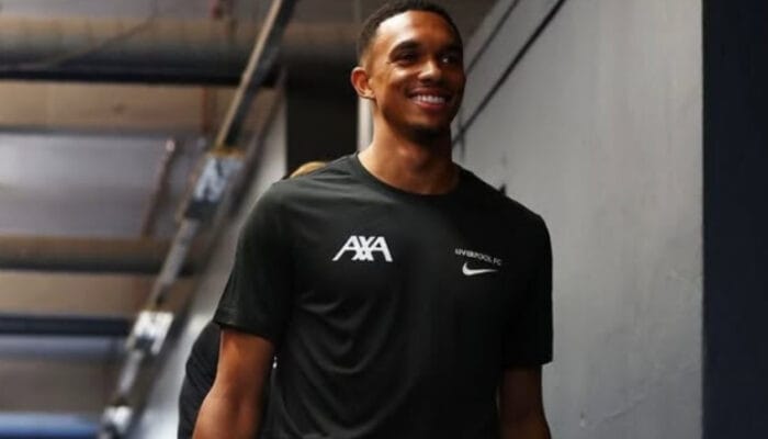 Arne Slot Tetap Fokus Meski Isu Transfer Trent Alexander-Arnold