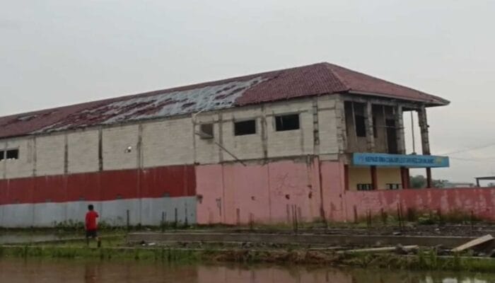 Atap Gedung PAUD, SD, SMP di Cianjur Rusak Disapu Angin