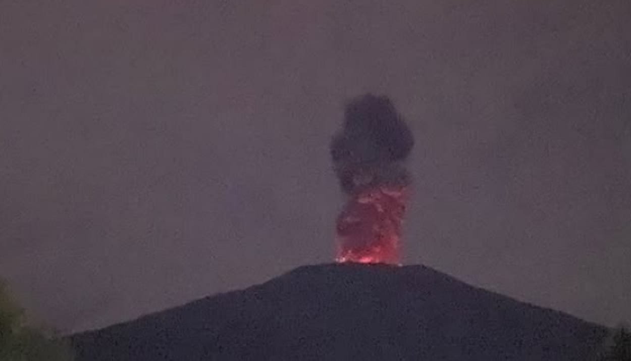 Gunung Marapi Kembali Erupsi