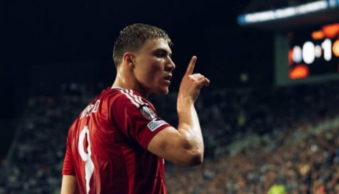Manchester United Pertimbangkan Melego Rasmus Hojlund