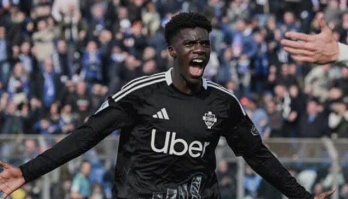 Nottingham Forest Siap Bergencar Dana demi Perekrutan Assane Diao