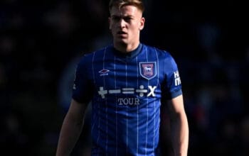 Arsenal Naikkan Taruhan Buru Striker Muda Ipswich Liam Delap