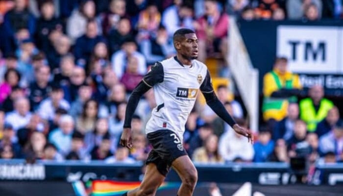 Arsenal Siap Berjuang Dapatkan Cristhian Mosquera