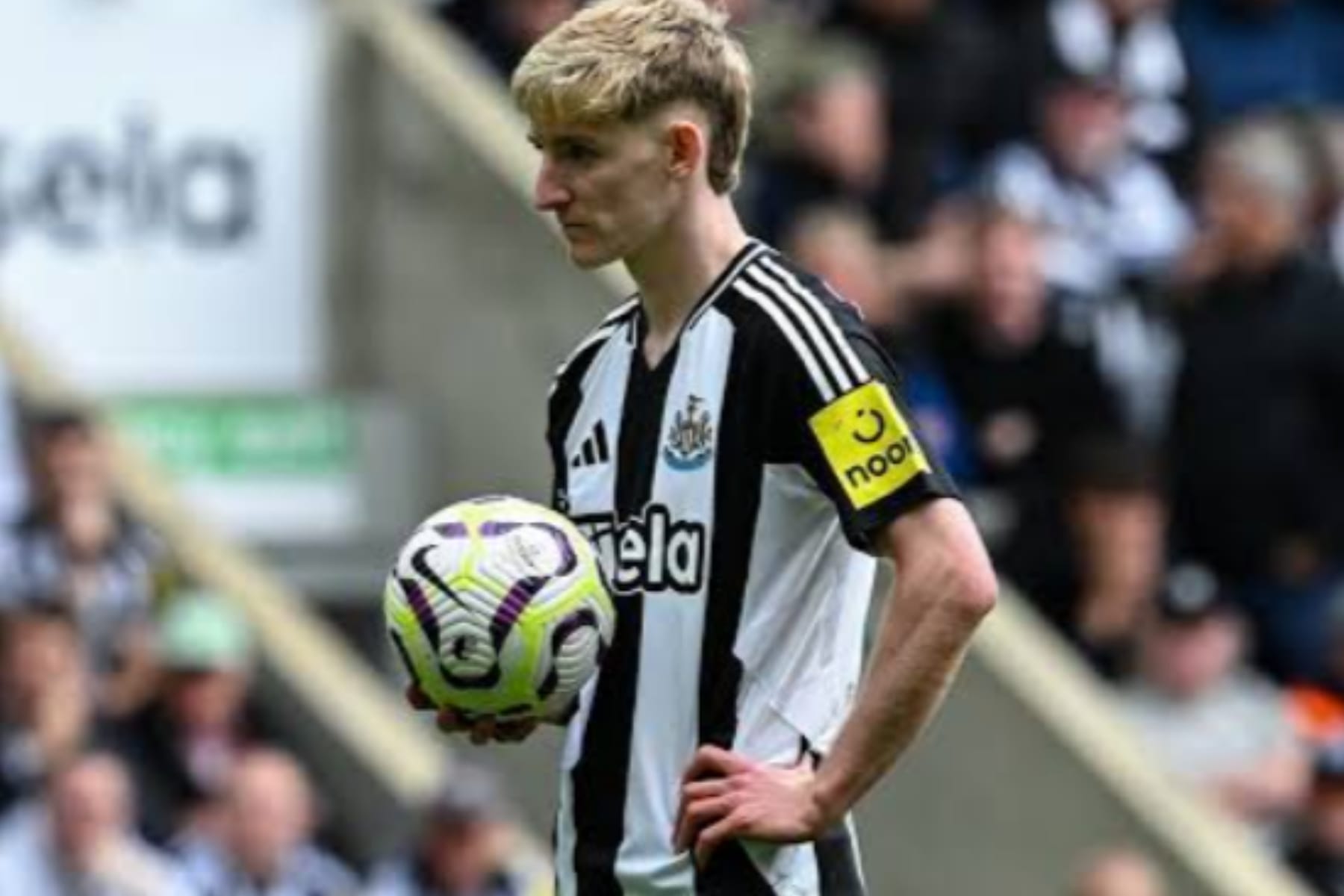 Arsenal Siap Perkuat Skuad Musim Panas dengan Anthony Gordon