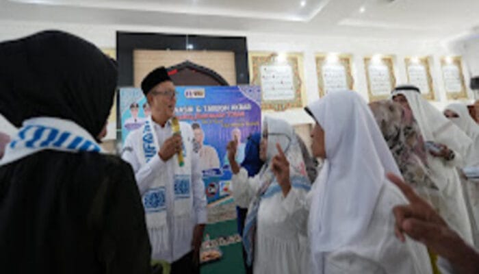 Ayep Zaki Hadiri Manasik dan Tabligh Akbar Bersama Jemaah Umrah