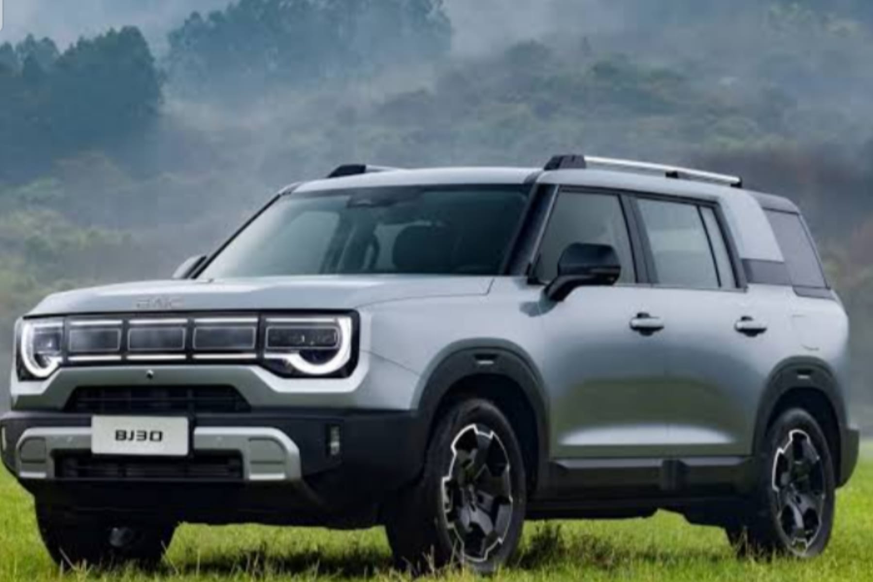 BAIC BJ30 HEV Resmi Debut di GIIAS 2025