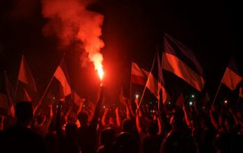 Bobotoh Bandung Pesta di Jalanan Rayakan Juara Persib Musim Liga 1 2024/2025