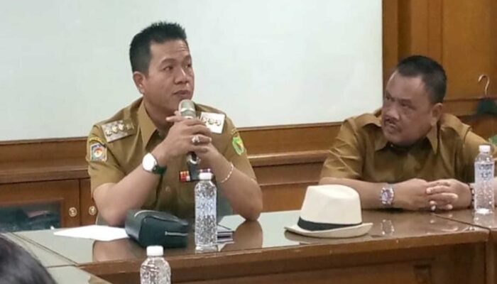 Bupati Bandung Gandeng Industri Atasi Banjir Dayeuhkolot