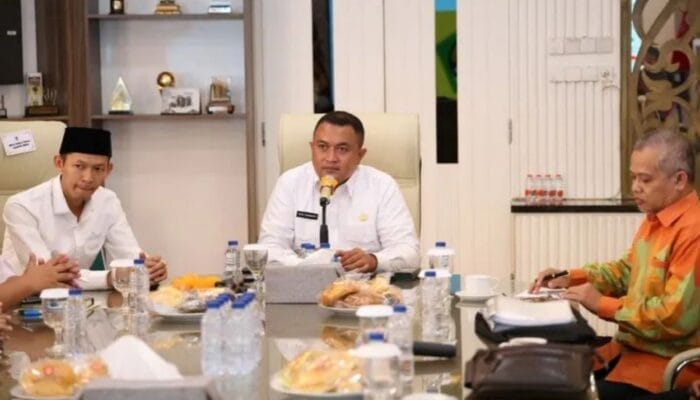 Bupati Bogor Bahas Langkah Konkret Menangani HIV/AIDS di Kabupaten Bogor dan Temui Yayasan LEXAS