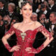 Cinta Laura Menyihir Dunia di Red Carpet Cannes 2025 dengan Kebaya Merah
