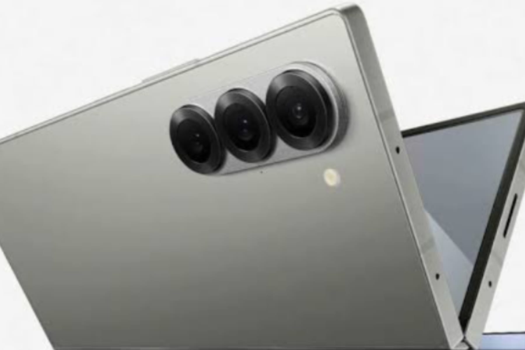 Galaxy Z Fold7 Menjadi Lipat Tertipis di 2025