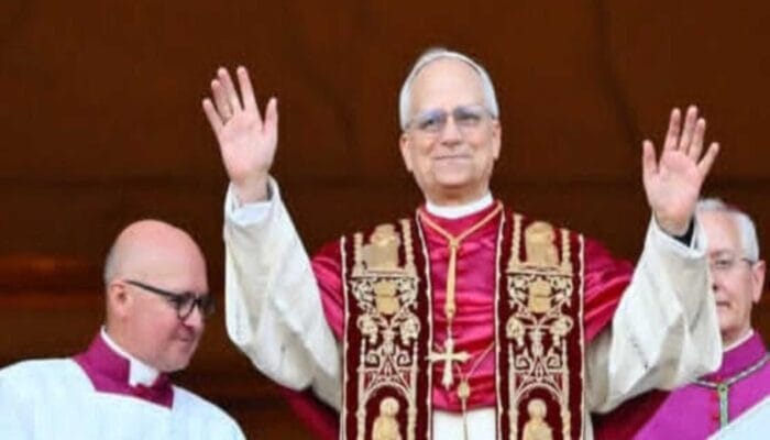 Kardinal Robert Francis Prevost Menjadi Paus Leo XIV