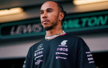Lewis Hamilton Merasakan Sensasi Balapan Kandang Ferrari