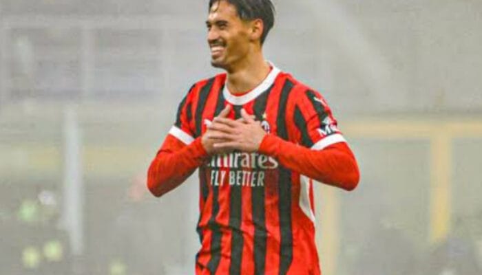 Manchester City Incar Gelandang Andalan AC Milan Tijjani Reijnders