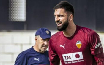 Odisseas Mamardashvili Siap Gabung Liverpool