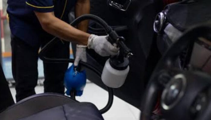 Panduan Lengkap Cara Membersihkan Interior Mobil Agar Terasa Baru